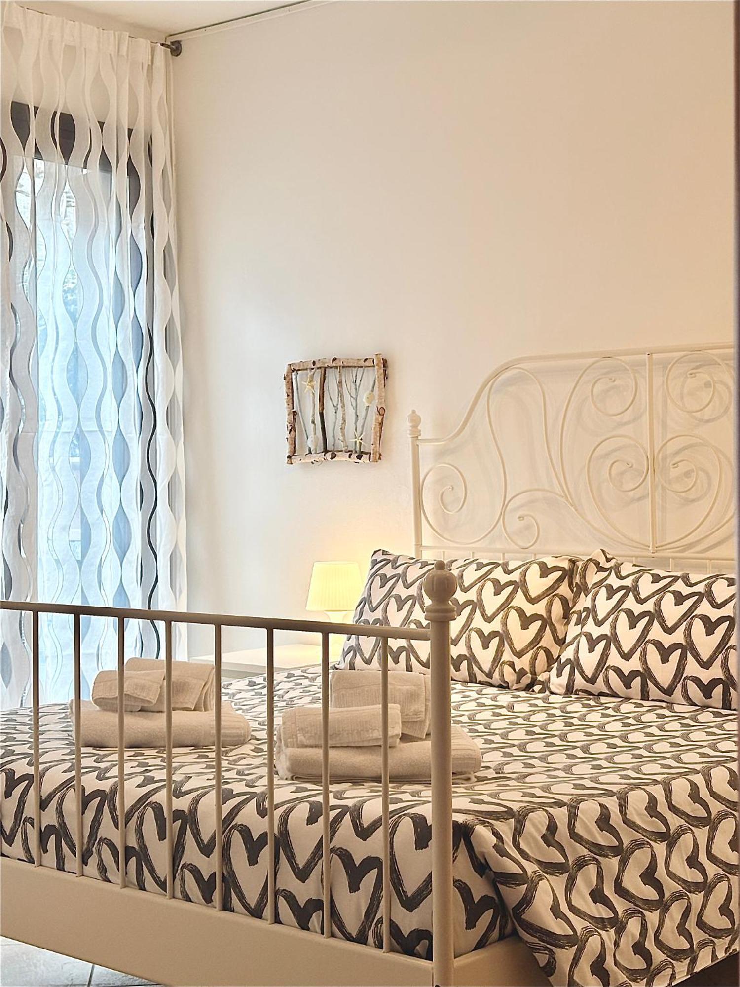 Residence Borgo Punta Villa Ла-Маддалена Екстер'єр фото